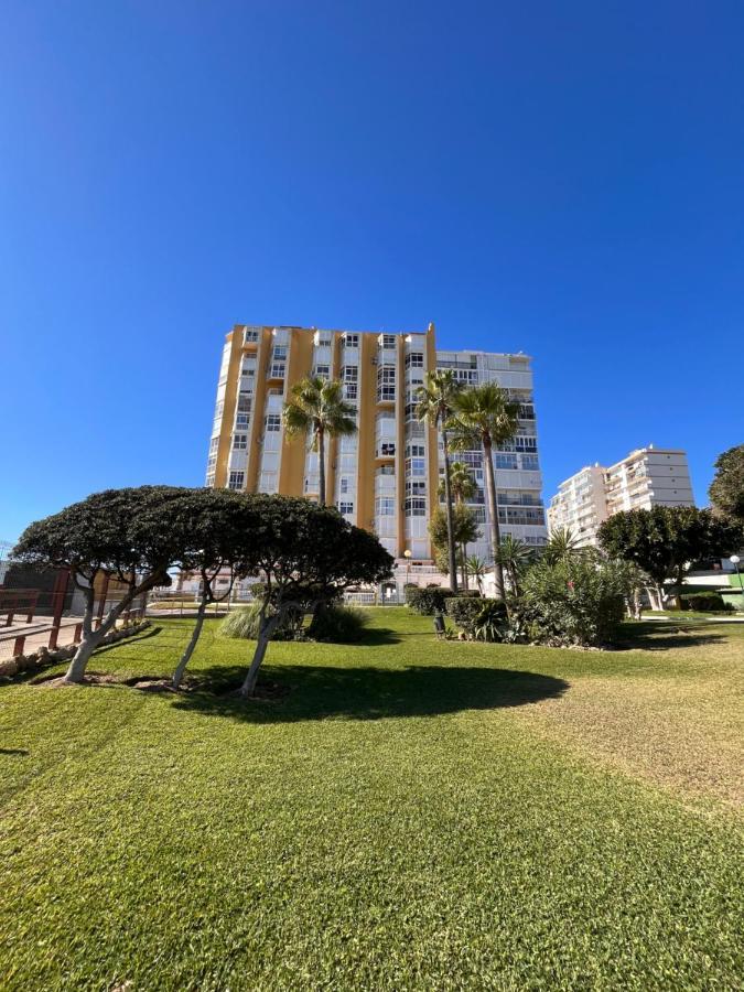Beachfront Apartment Near Marbella Sitio de Calahonda Екстер'єр фото